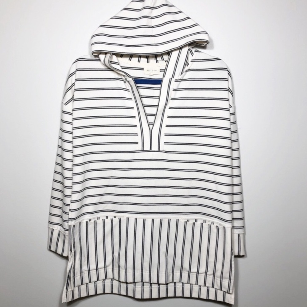 Mello Day Beach Hoodie Off White Black Stripes S - Picture 1 of 5